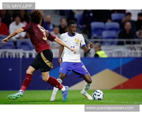 流感来袭，登贝莱缺席欧冠要害战，巴黎锋线面对重组